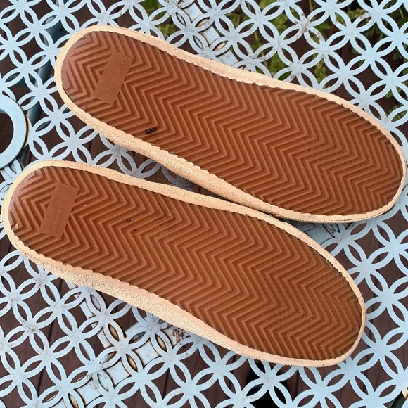 Saint Laurent Pink Skull Slip Ons - Picture 6 of 7